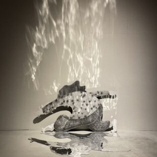 二日酔いで頭があがらない人